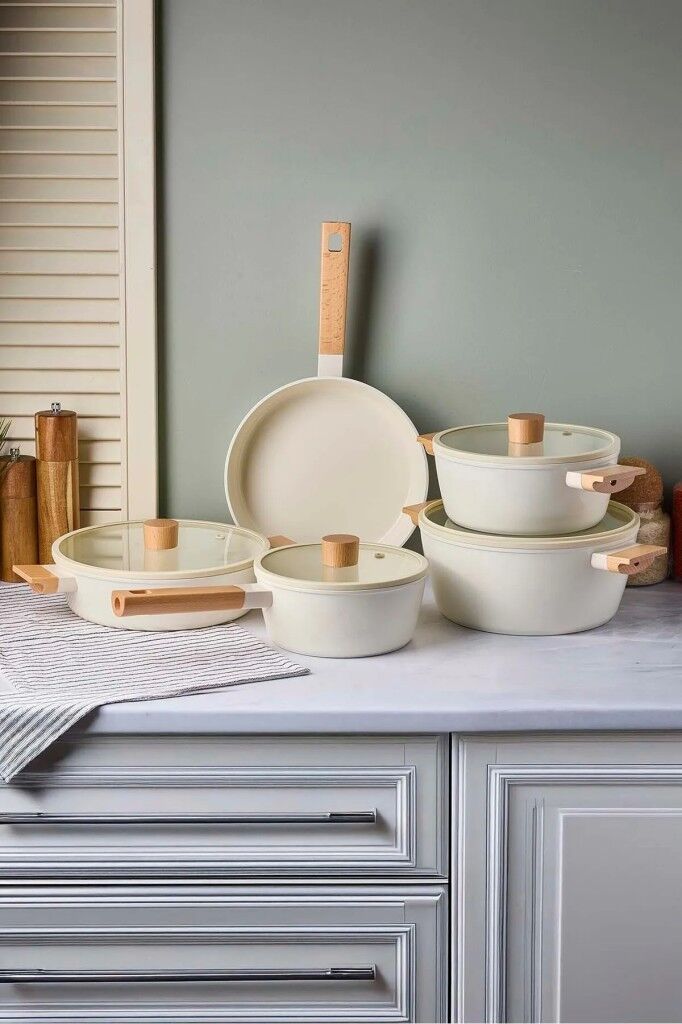 Cookwood Beige 9 Parça Tencere Tava Seti Indüksiyon Tabanlı Ahşap Saplı 18081